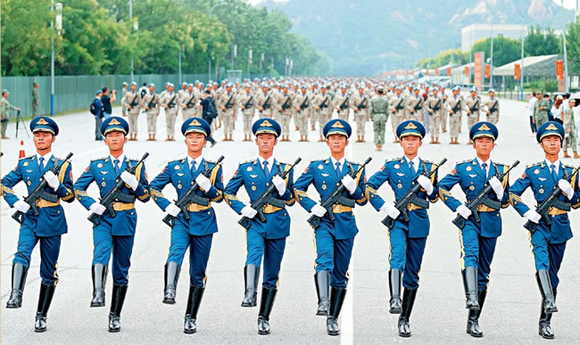 中国九三阅兵 仪仗方队打头阵 男兵平均身高超186公分
