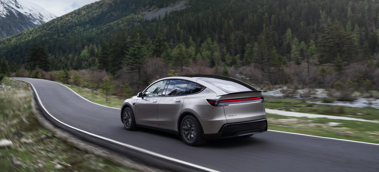 特斯拉中国抢市 6人座Model Y L提前上市 只在中国开卖
