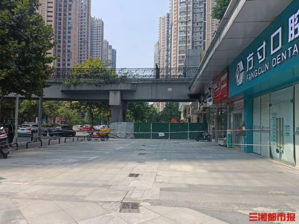 （麻将群）大楼外墙坠水泥块 砸死21岁散步女…她原订中秋节订婚