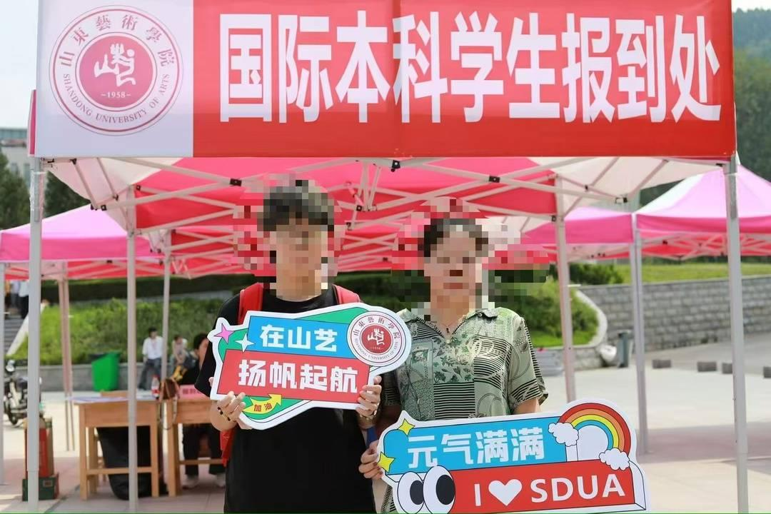 抵马来西亚9天 山东留学女遭电诈跳楼亡 家属追究校方责任
