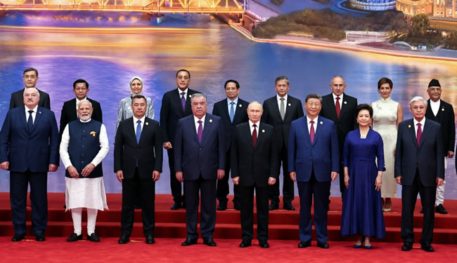 习近平站C位 试图重塑全球秩序